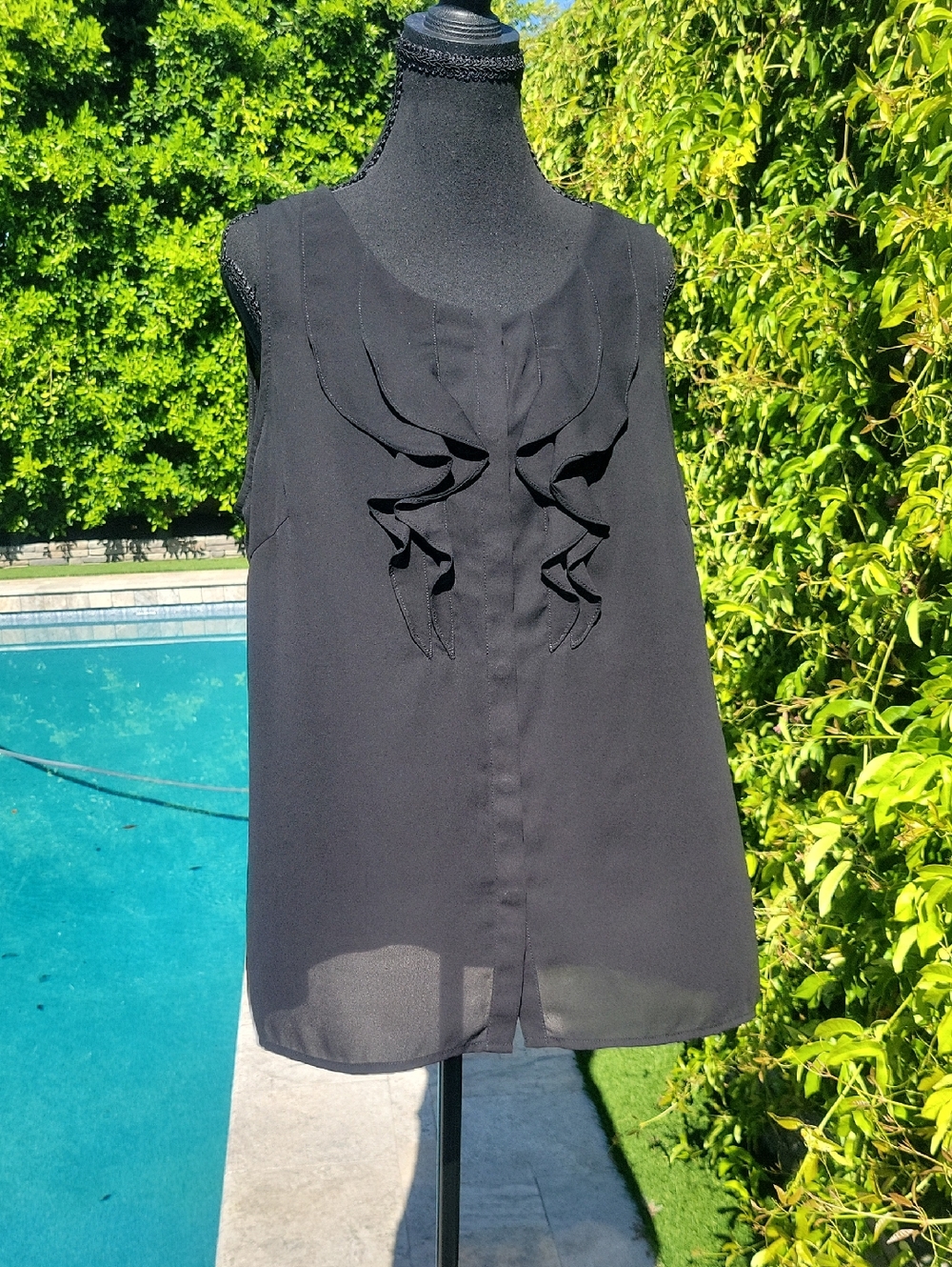 Kenneth Cole Reaction Black Ruffle Front Sheer Blouse Sz L